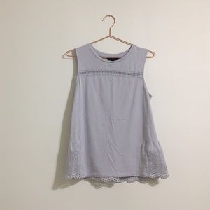 3/25 Banana Republic Eyelet Trim Tank Size Small